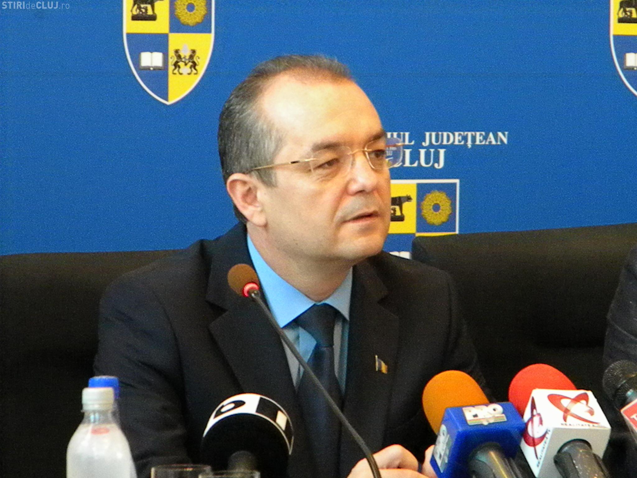 Boc cere Guvernului Ponta sa majoreze salariile bugetarilor cu 16%, nu cu 8%