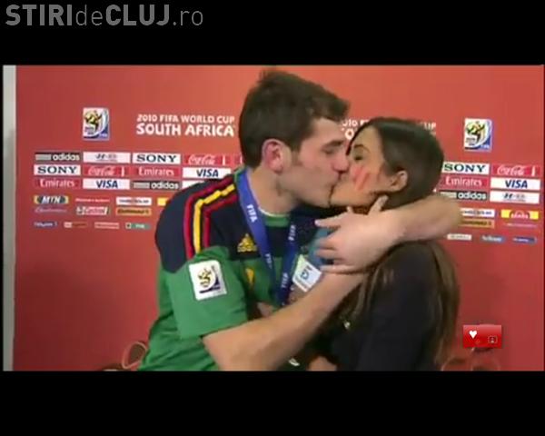 Sarutul dintre Iker Casillas si Sara Carbonero costa doua milioane de euro