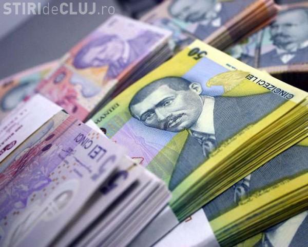 Salariile bugetarilor cresc cu 8% si pensionarii isi primesc CASS