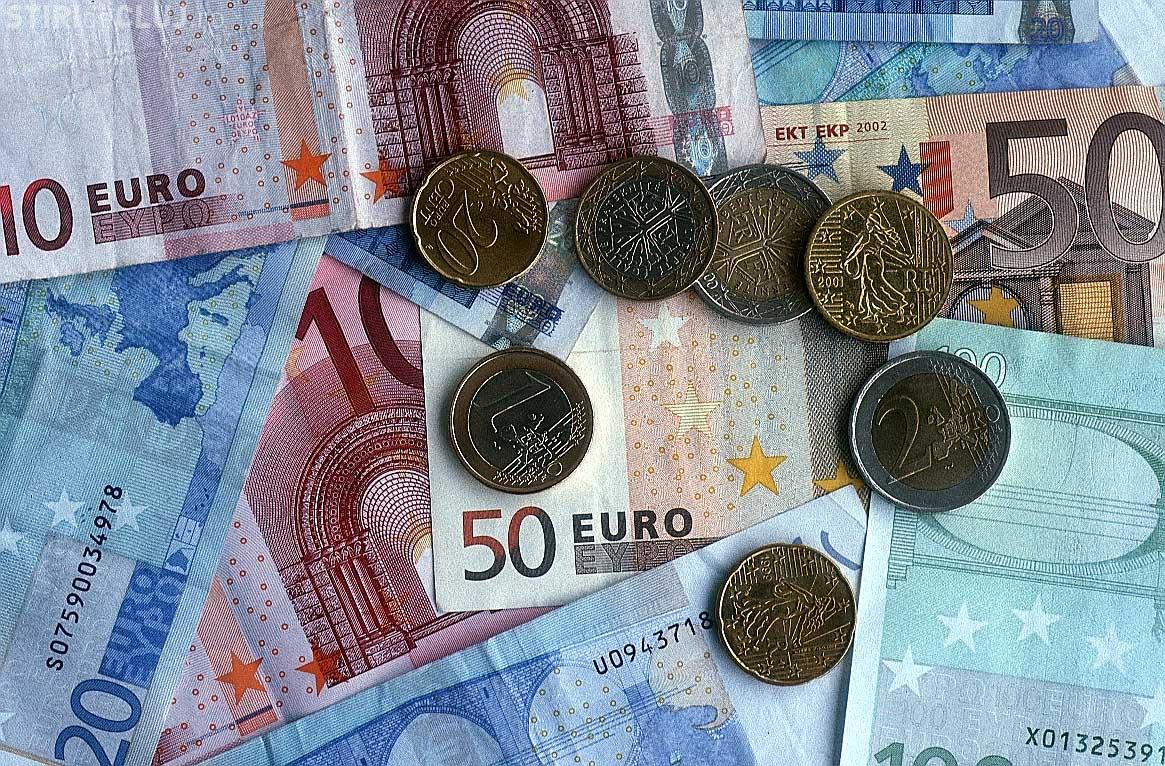 Fitch a imbunatatit perspectiva ratingului Romaniei de la "negativa" la "stabila"