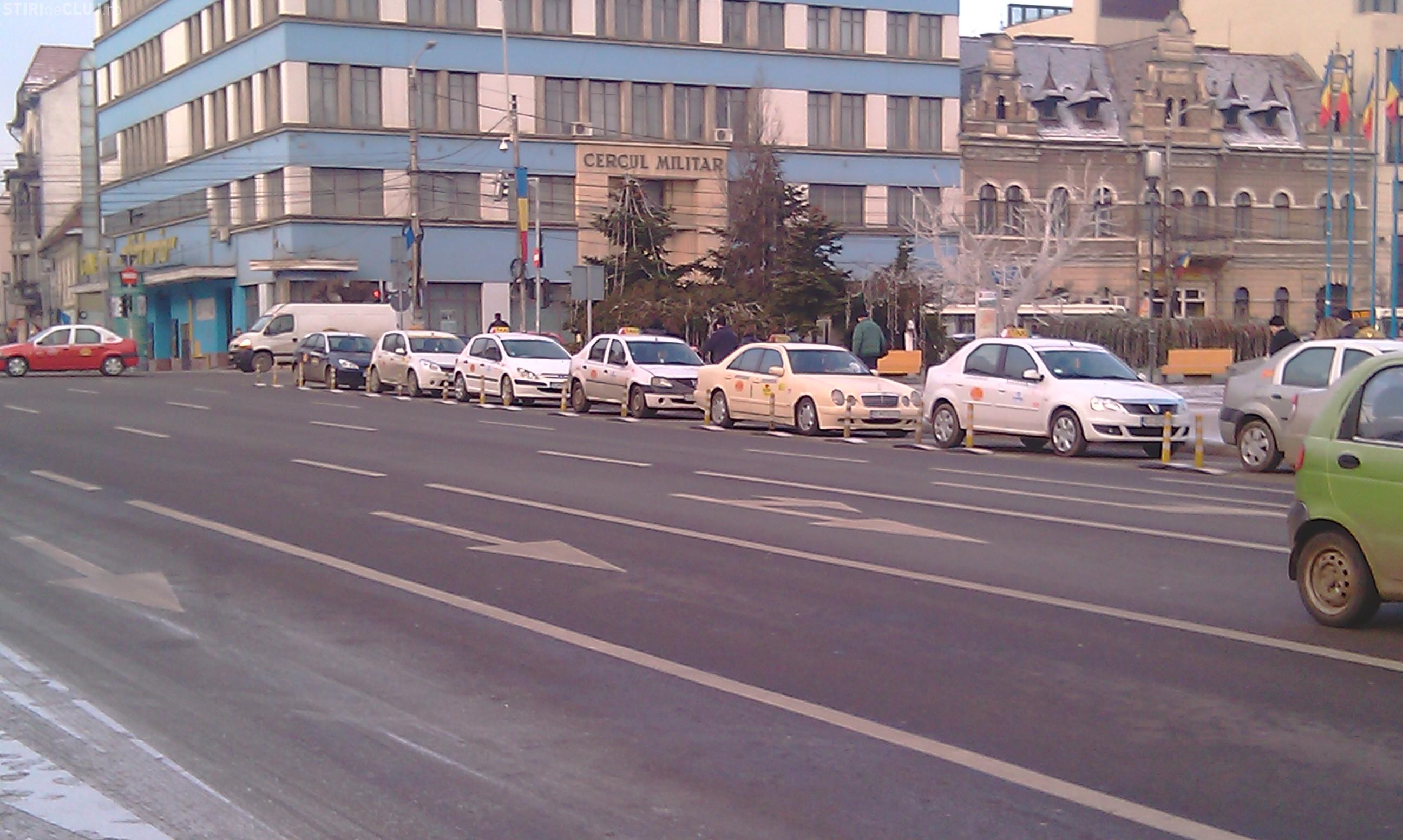 Taximetristii isi pot pierde licenta daca scuipa seminte din masina sau umbla prost imbracati