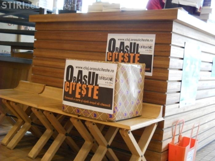 Cutii speciale pentru colectarea cartilor la sediile primariei Cluj-Napoca, in cadrul proiectului "Lecturi urbane a la Cluj"