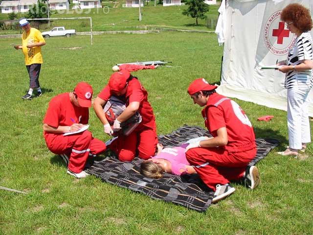 Romania a intrat in Cartea Recordurilor: 7.402 persoane au participat la un curs de prim ajutor pe stadionul Dinamo