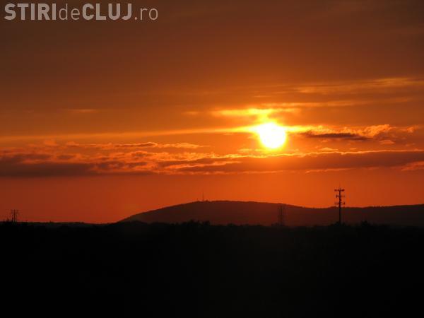 Un superb apus de soare filmat la Cluj VIDEO