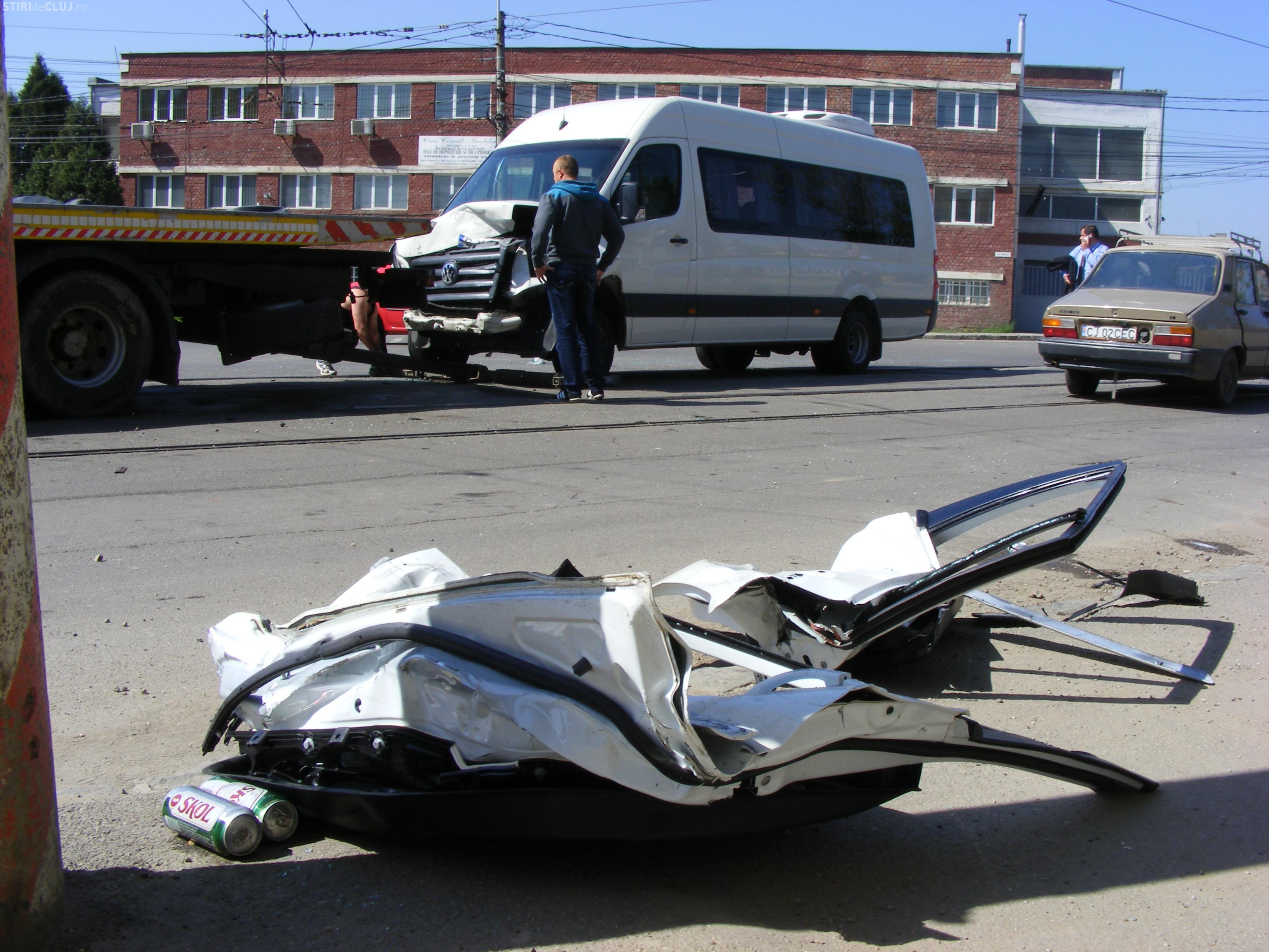 Accident cu 5 victime pe B-dul Muncii FOTO si VIDEO