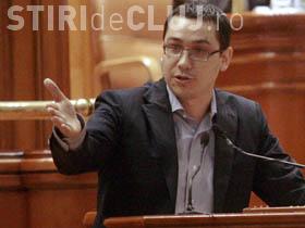 Ponta e de "stanga, stanga", langa Ion Iliescu