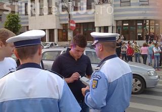 Tanarul de 19 ani care a accidentat aseara doua fete a ramas fara permis