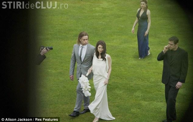 Angelina Jolie si Brad Pitt s-au casatorit! FOTO care au creat isterie