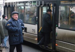 Desi exista statie de autobuz in fata la Sora inca din luna martie, soferii uita de ea STIREA CITITORULUI