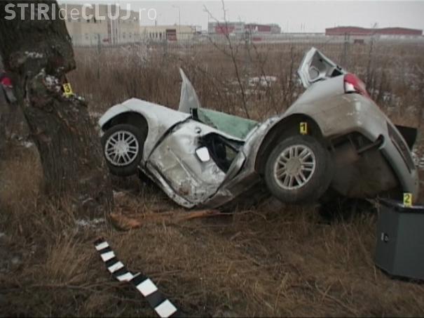Accident grav la Luna, Campia Turzii. Doi tineri au murit, unul era angajat la Baza 71 Aeriana  
