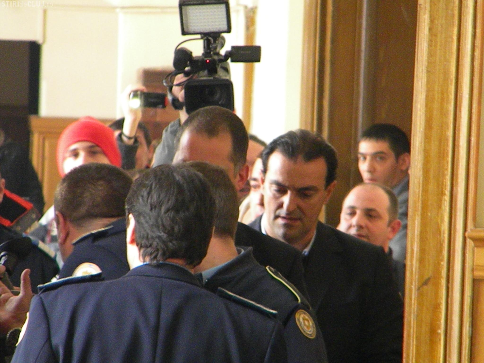 Sorin Apostu ramane in arest! Mateut: Aspazia Droniuc ar trebui adusa in fata instantei