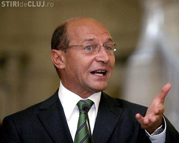 Basescu in problema rromilor care terorizeaza Franta: Orice cetatean roman are dreptul de a se plimba liber in Europa
