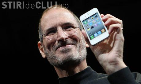VIDEO - La nici o luna de la lansare, iPhone 4 primeste tot mai multe reclamatii! Cea mai grava: isi pierde semnalul!