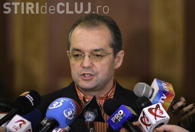 Salariile si pensiile nu vor fi reduse de la 1 iunie, ci de la data intrarii in vigoare a legii de diminuare a lor- VIDEO