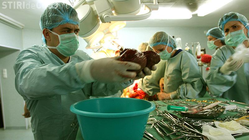 Patru rinichi vor fi transplantati azi la Cluj-Napoca. Organele provin de la doua persoane din Timis, aflate in moarte cerebrala