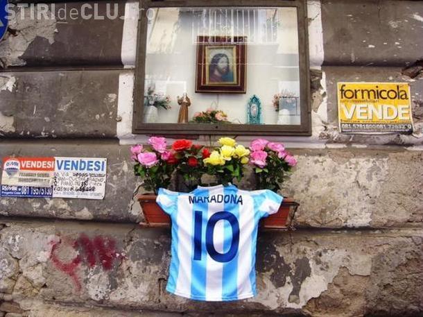 Zeul Maradona este inca divinizat la Napoli! Tot orasul tine astazi cu Argentina. VEZI Galeria FOTO