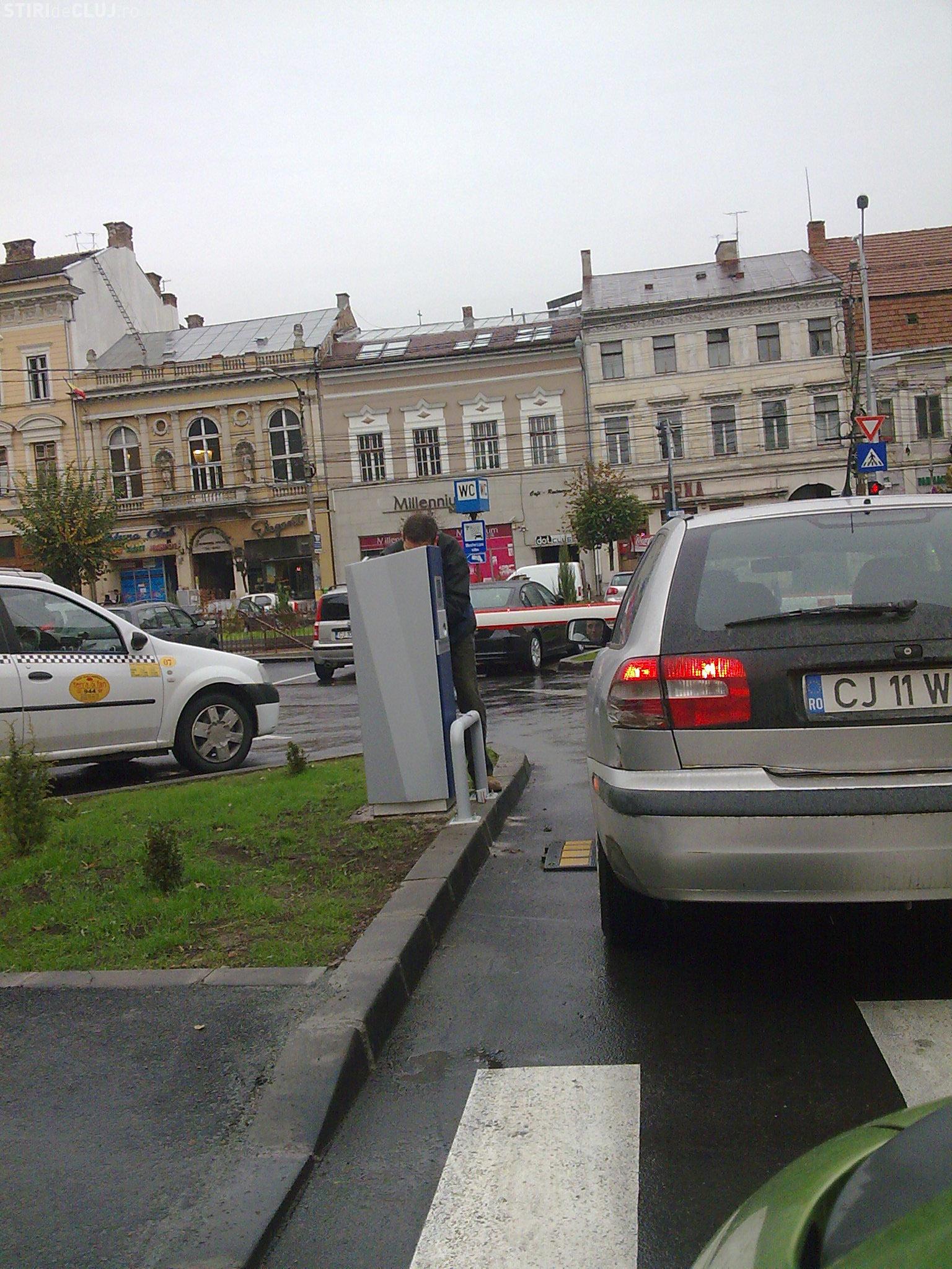Abia inaugurata, bariera de la parcarea din Piata Unirii din Cluj
