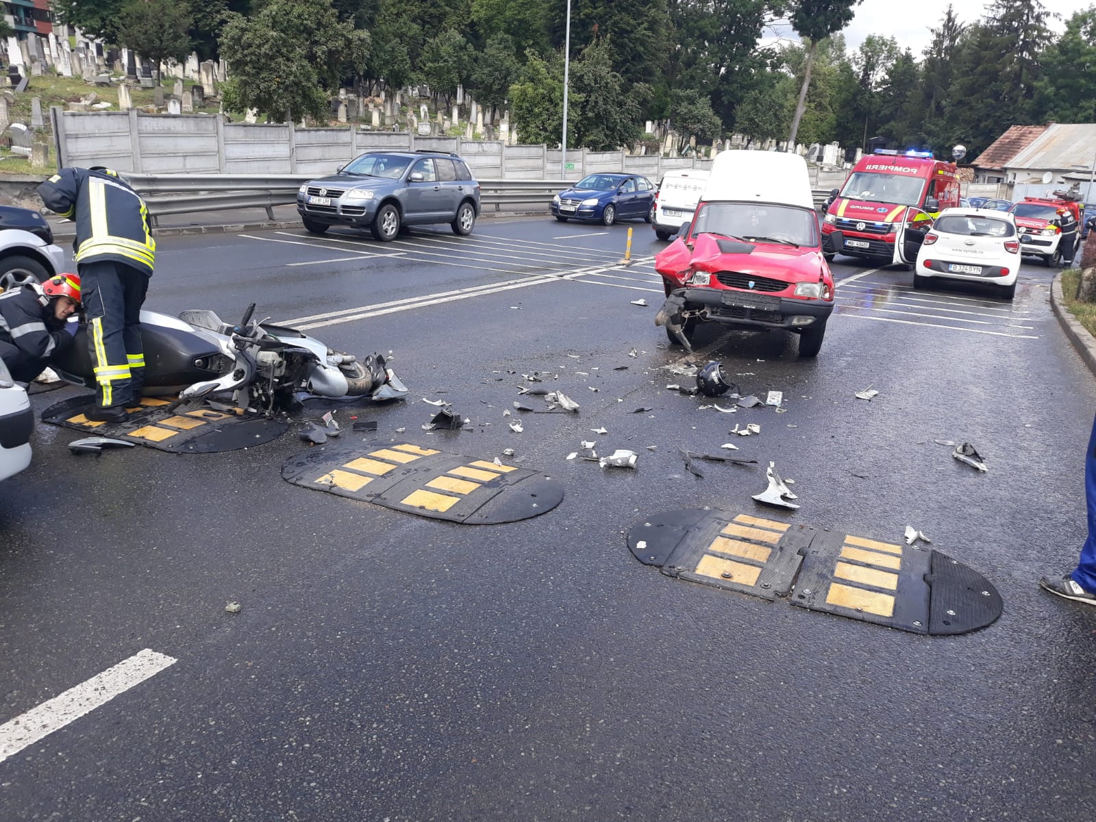 Accident Grav Pe Calea Turzii Un șofer A Lovit In Plin Un