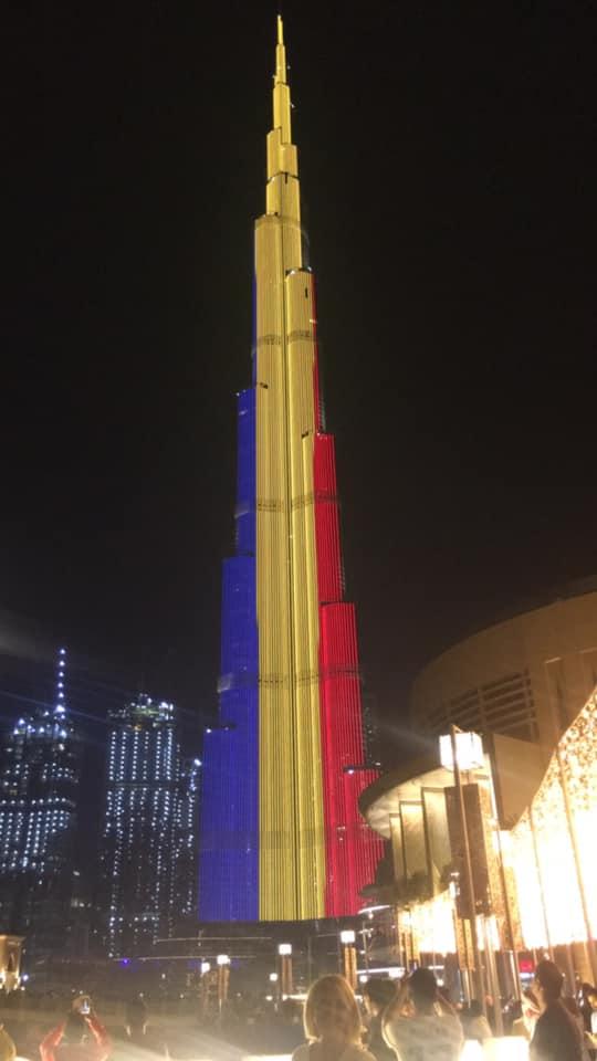 Dubai-steagul-romaniei-Ziua-Marii-Uniri-pe-Burj-Khalifa.jpg