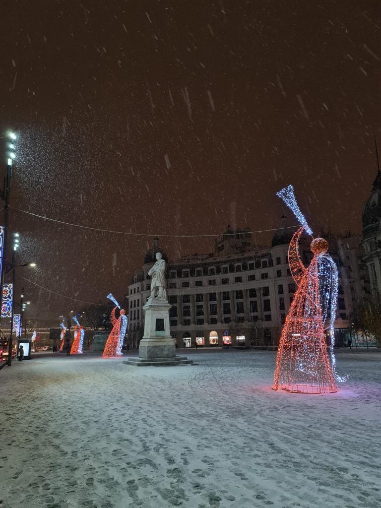 image-2020-12-14-24483070-0-luminite-craciun-bucuresti-2020-8.jpeg