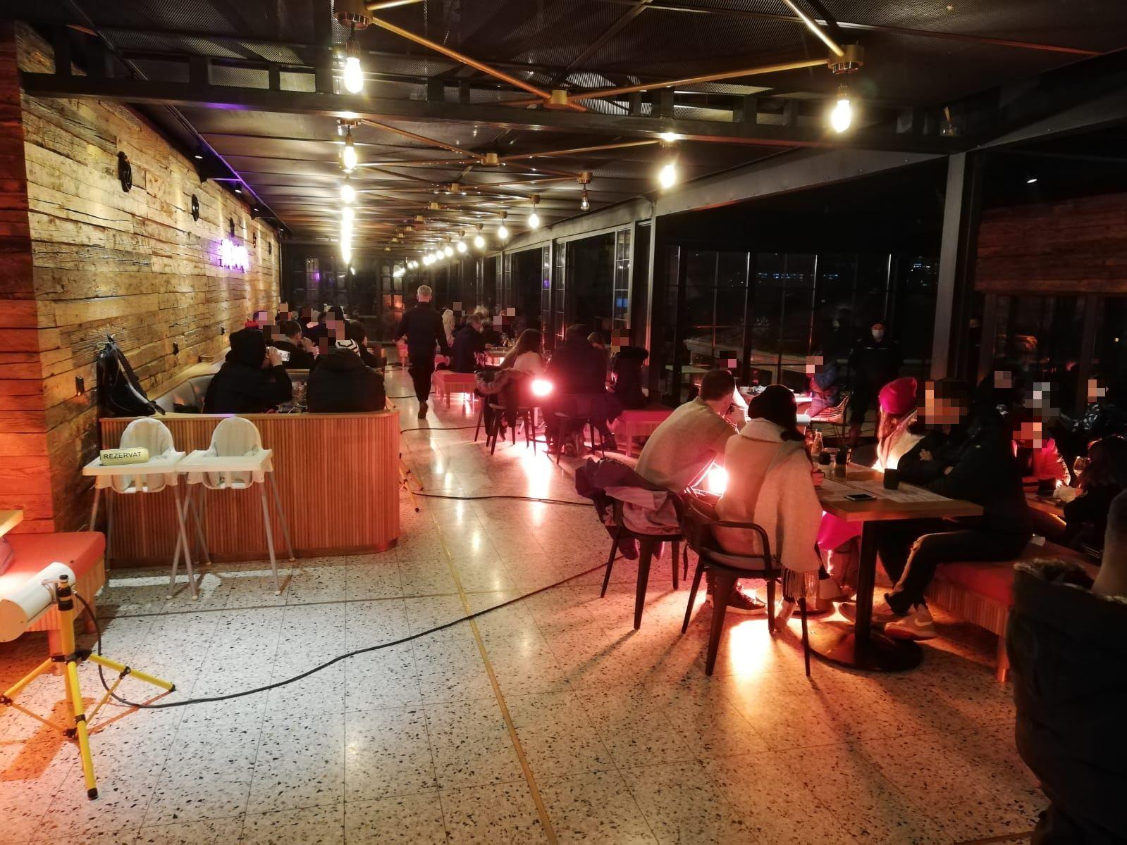 LOCAL PUBLIC Cluj.jpg