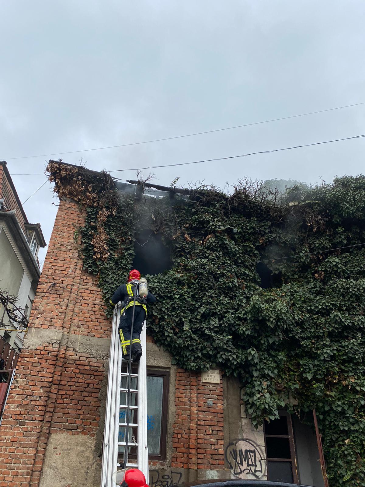 WhatsApp Image 2021-04-15 at 10.32.11 (1).jpeg