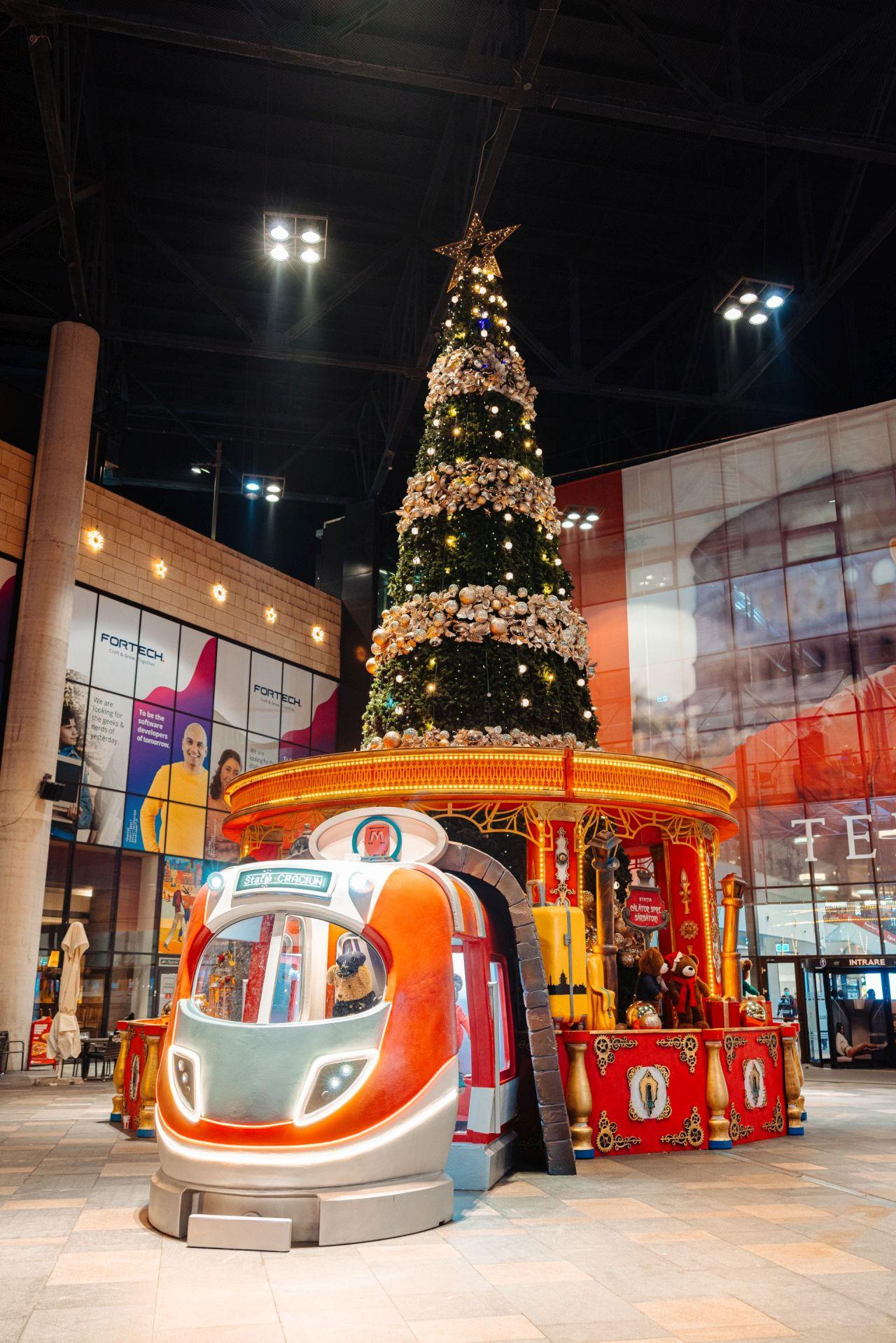 Iulius Mall Cluj_brad.jpg