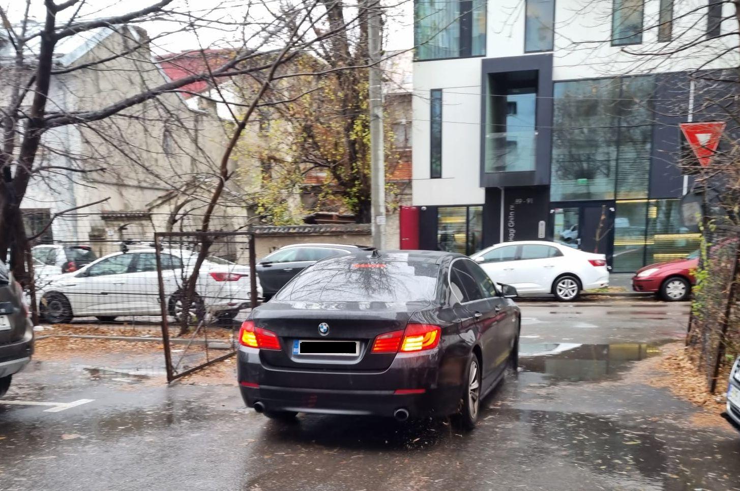 0214 smartphones2.jpg