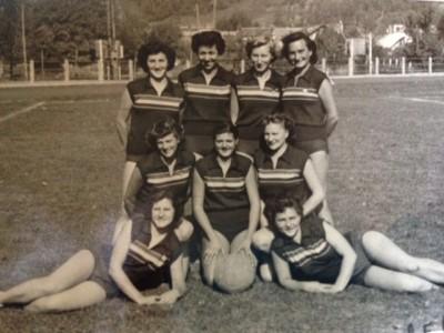 ana albu echipa 2.PNG