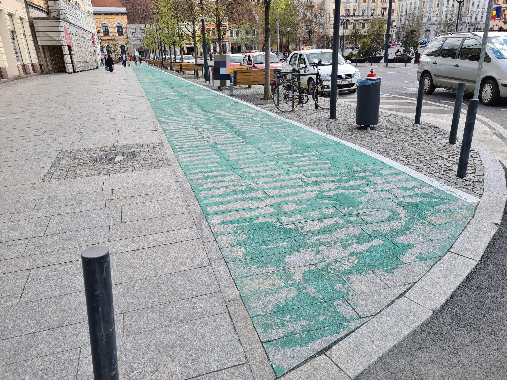 pista biciclete vopsea sarita.jpg