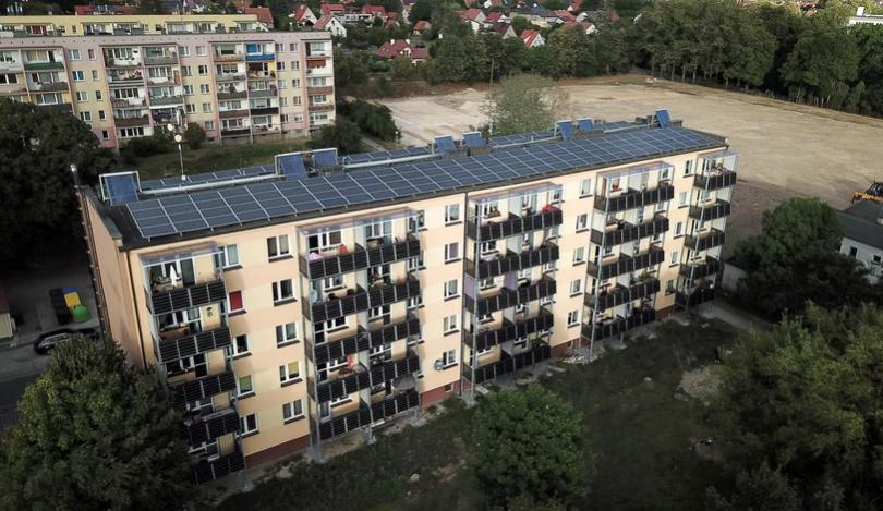 bloc cu panouri 2.PNG