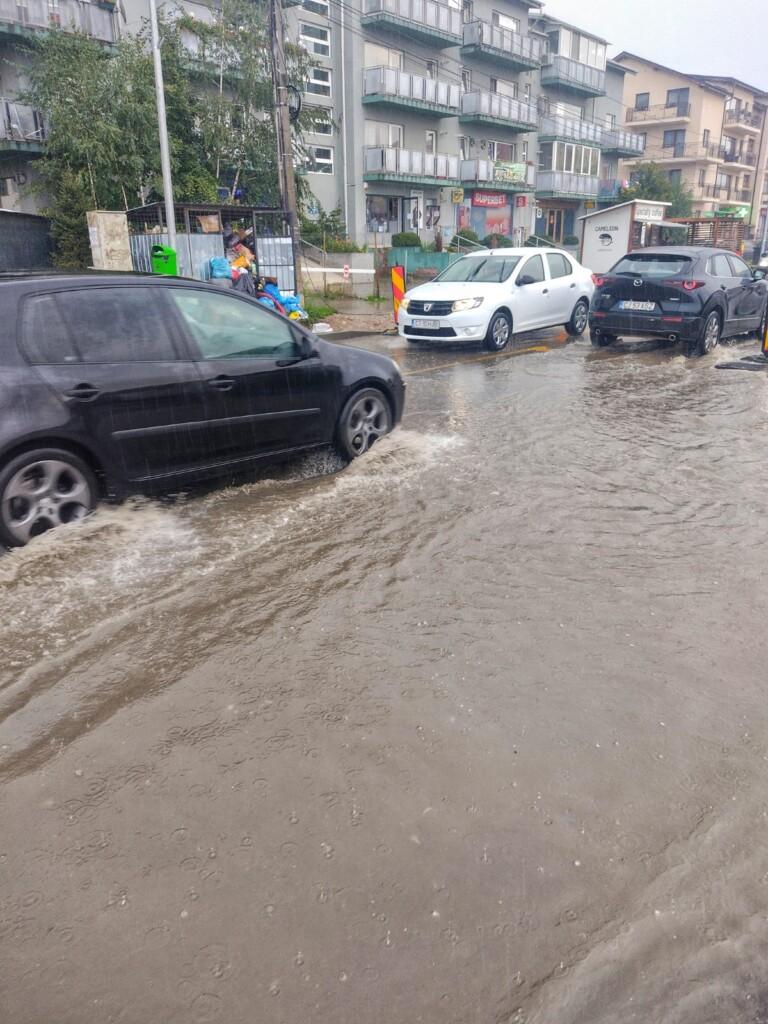 inundatie strada 2.jpeg