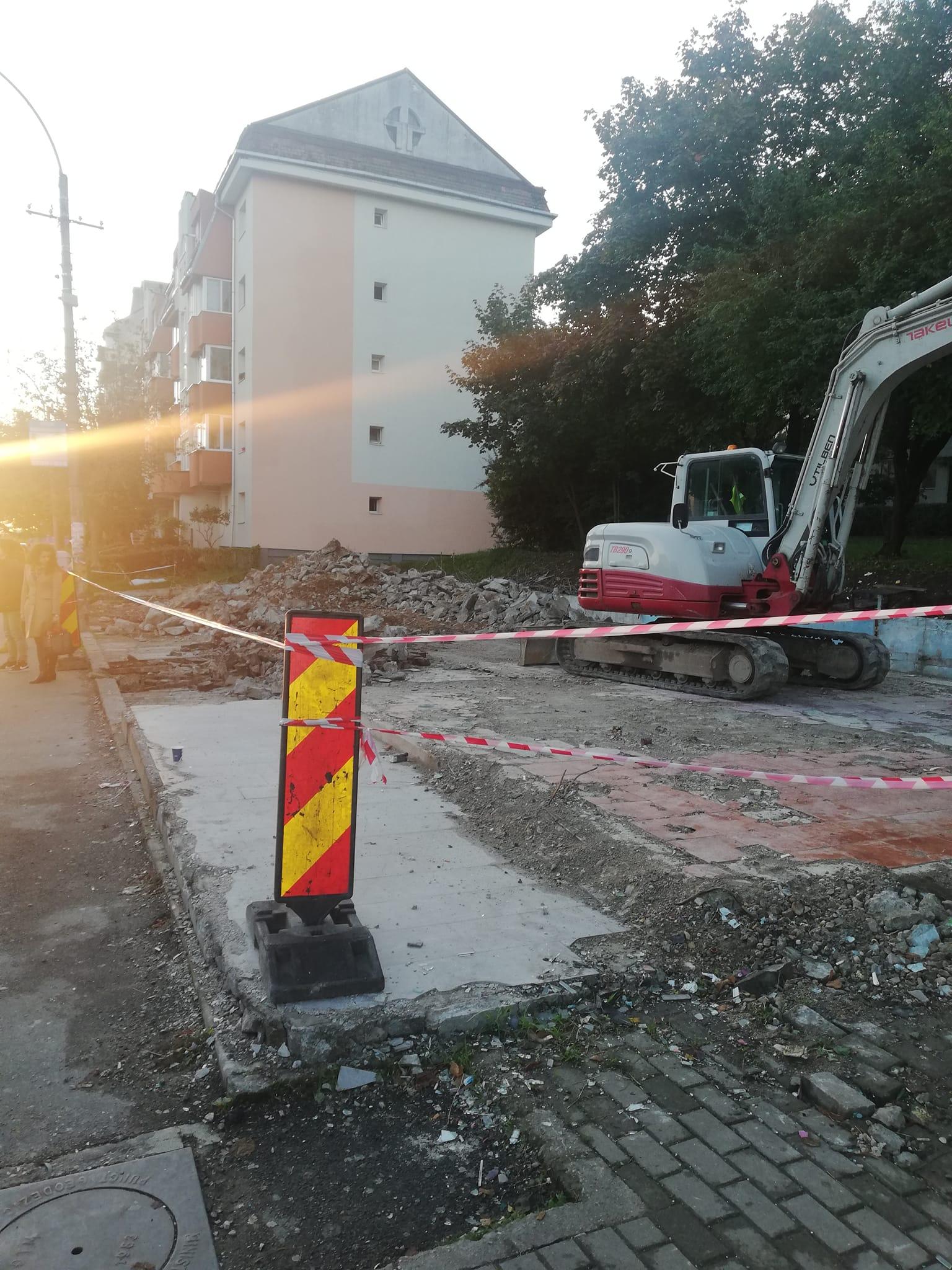 demolare statii 1.jpg