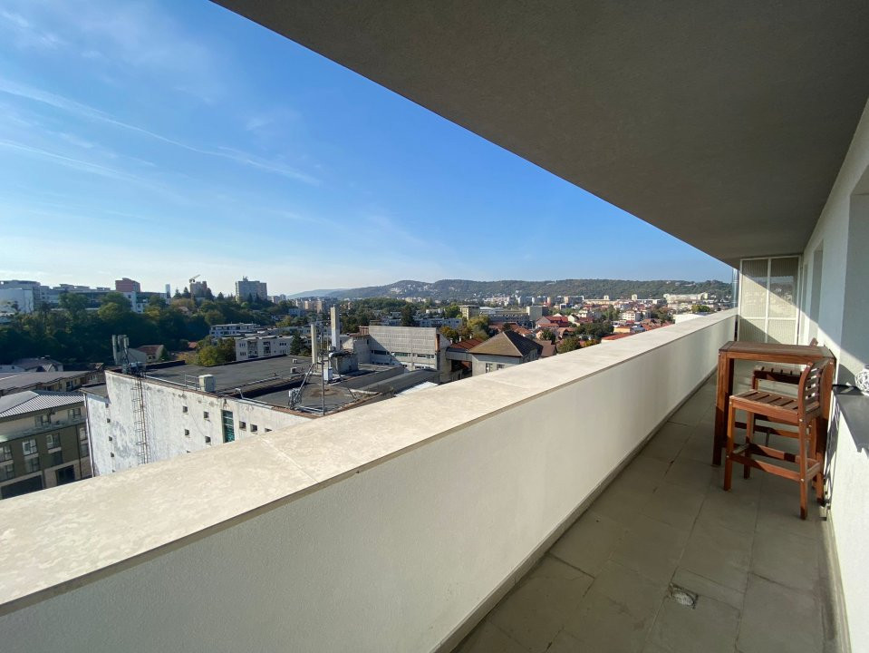 Cum arată o chirie de lux din centrul Clujului FOTO Ştiri de Cluj