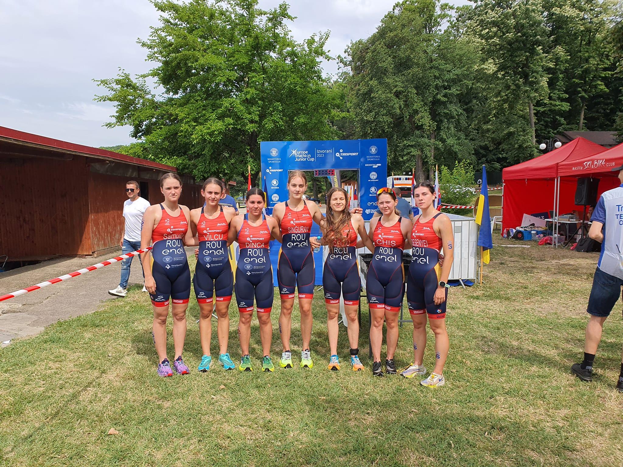 Lot feminin junioare triatlon.jpg