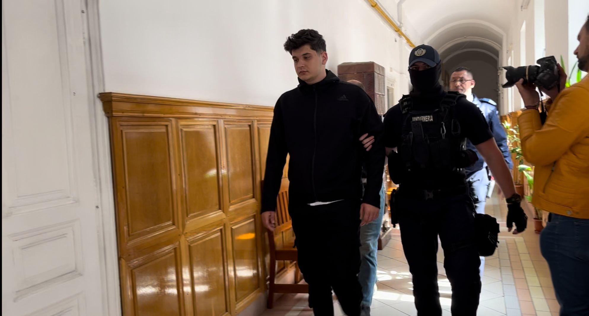 WhatsApp Image 2023-06-15 at 14.01.00.jpeg