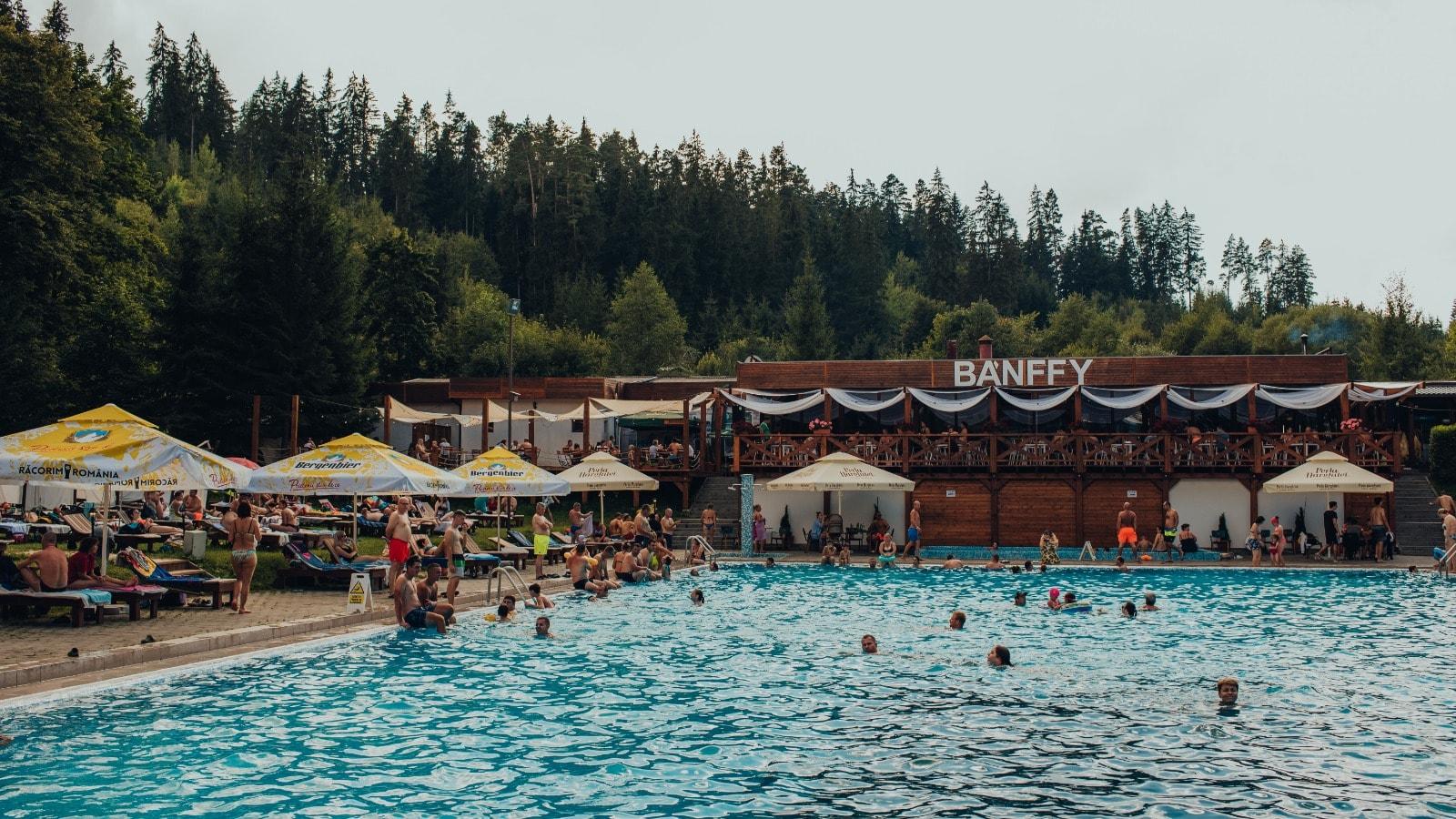 216470966_295854475623720_1456337314615891619_n (1).jpg