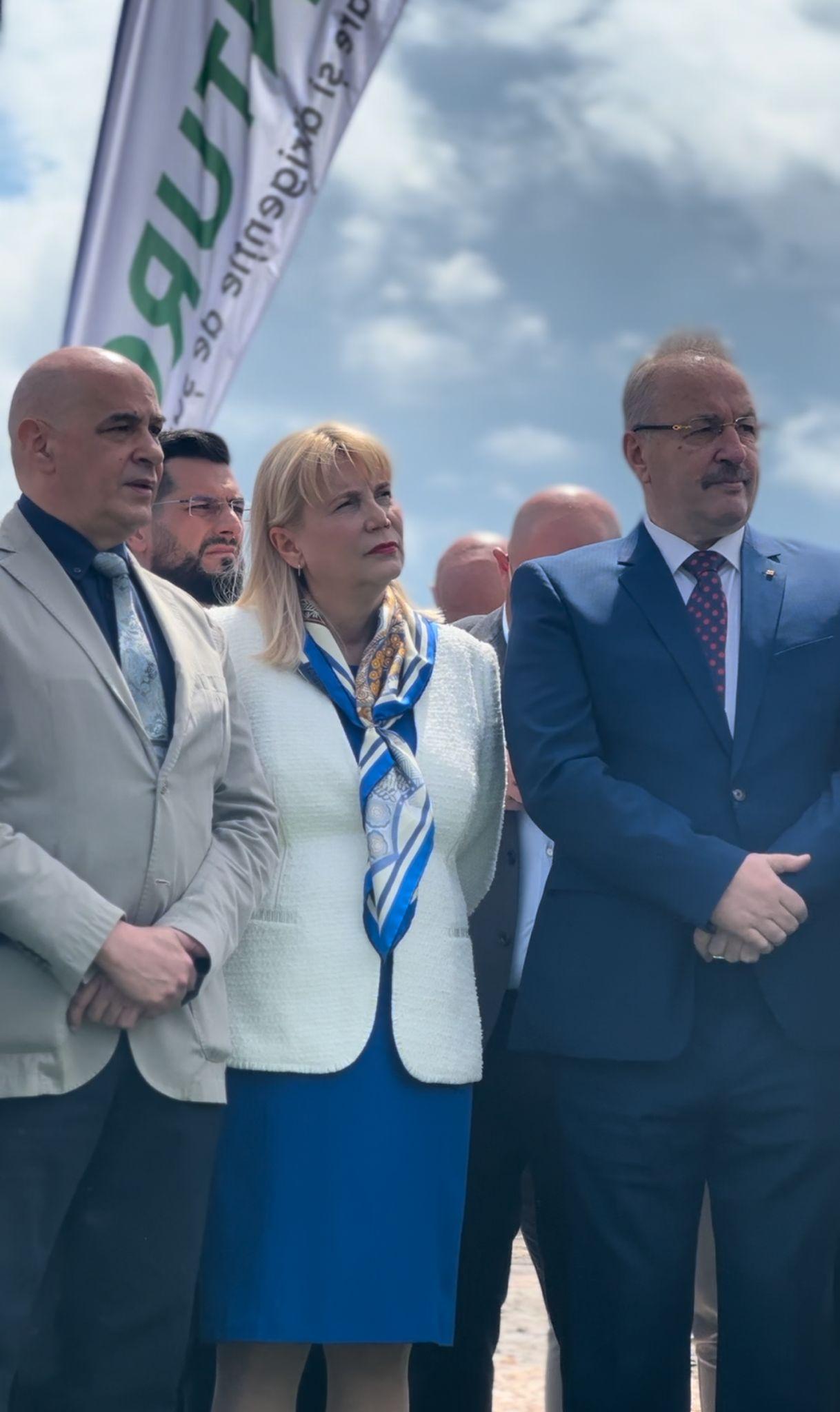 WhatsApp Image 2024-05-18 at 14.11.41_3282ec89.jpg