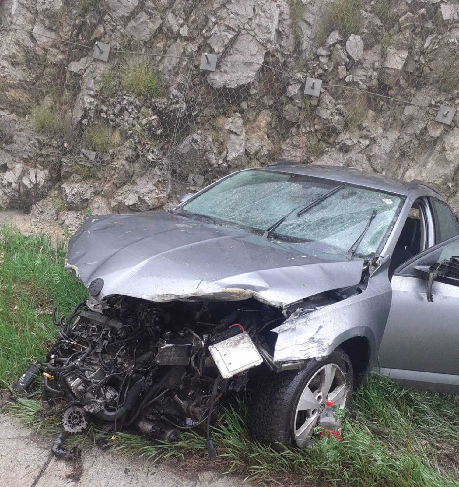 autoturism rasturnat 1.jpg