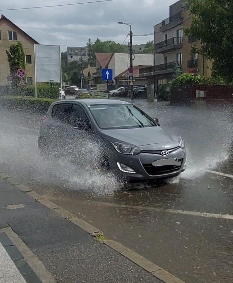 merci de dus blurat.jpg