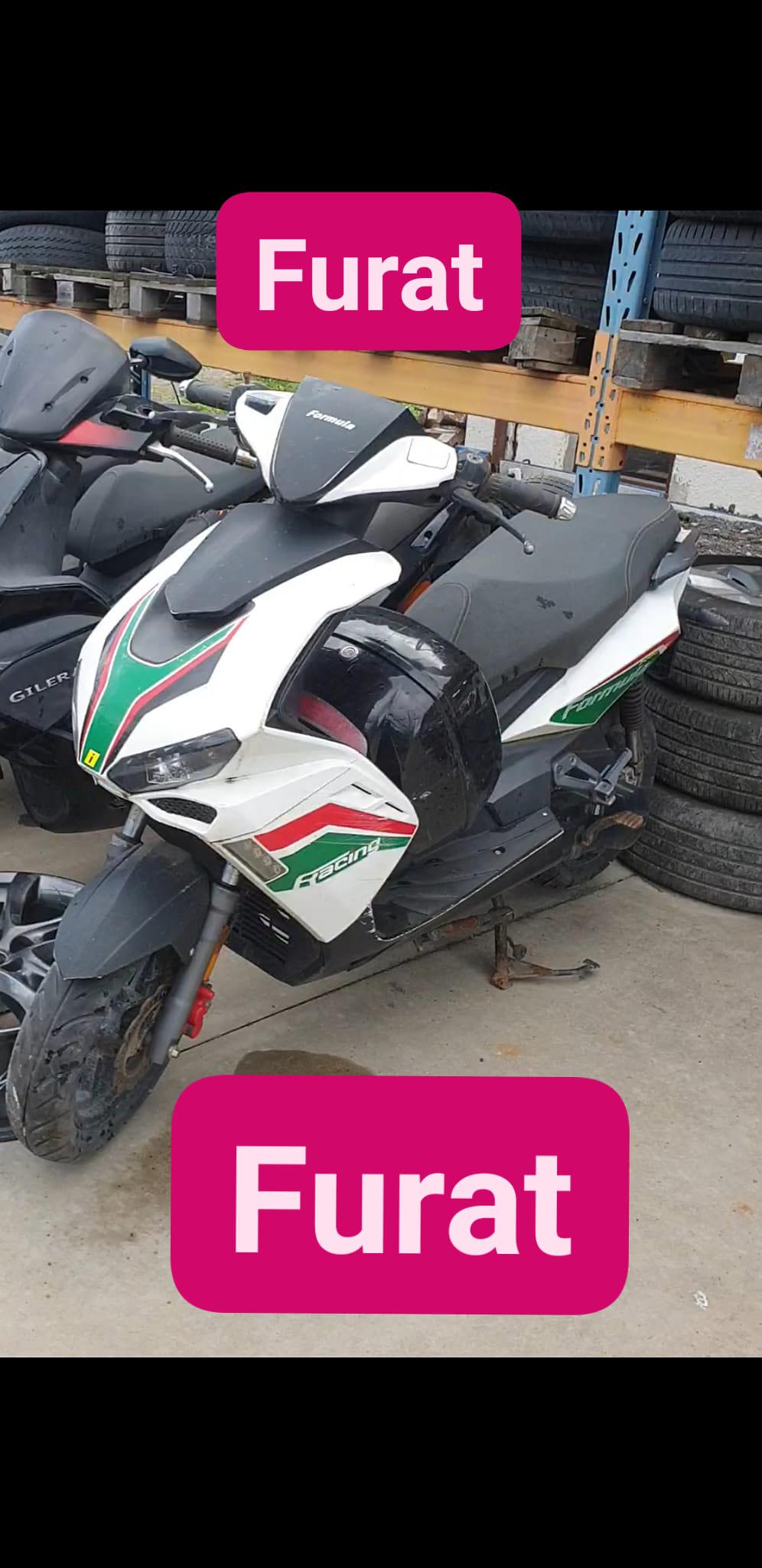 scuter furat1.jpg