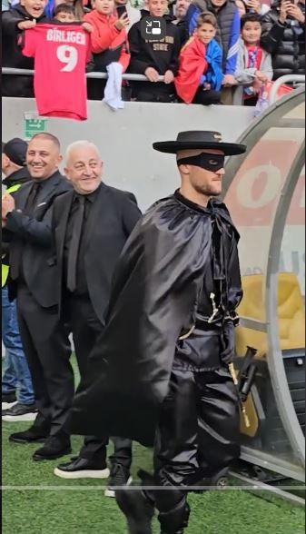 2.JPG