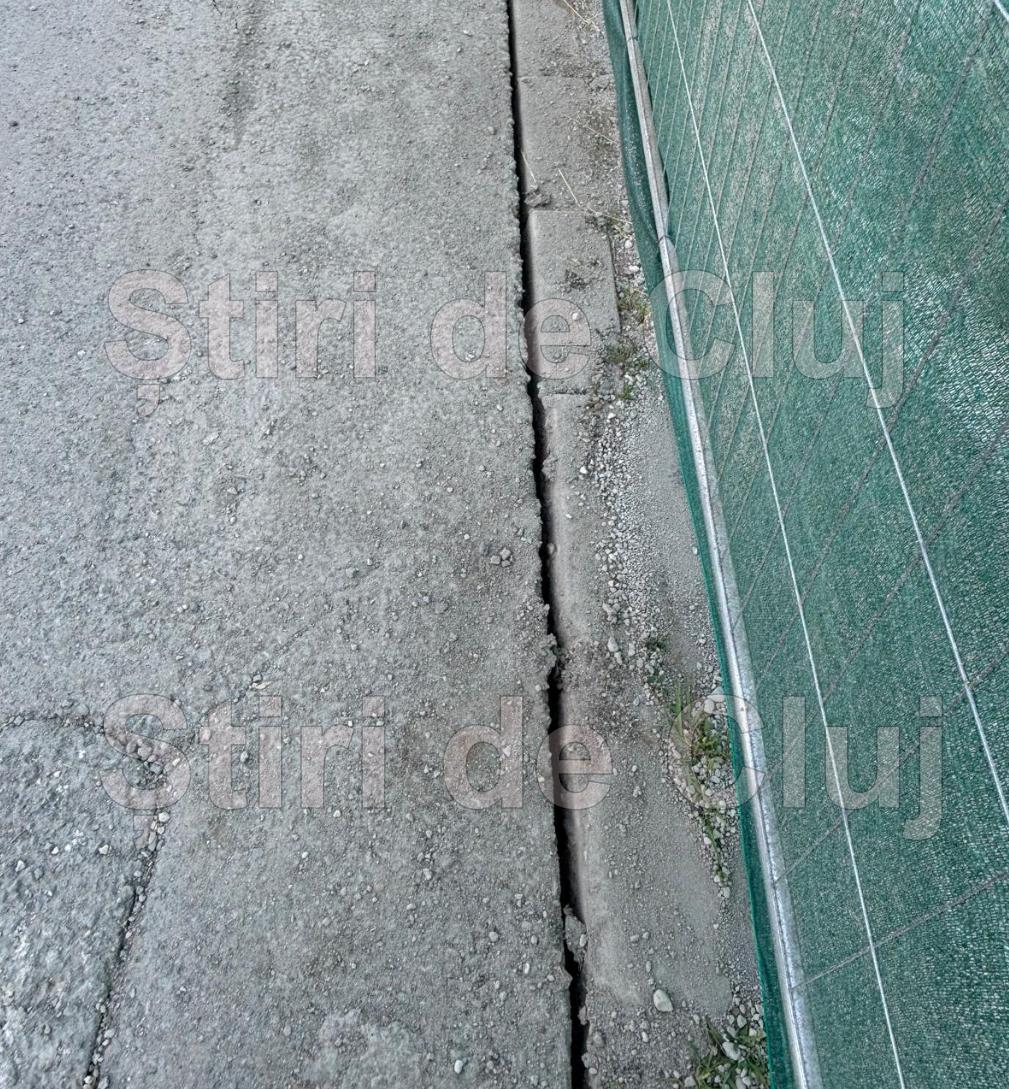 uliului 2 o ia din nou la vale.png