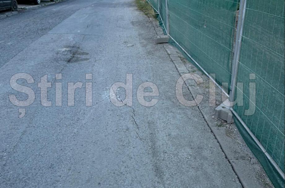 uliului o ia la vale.png