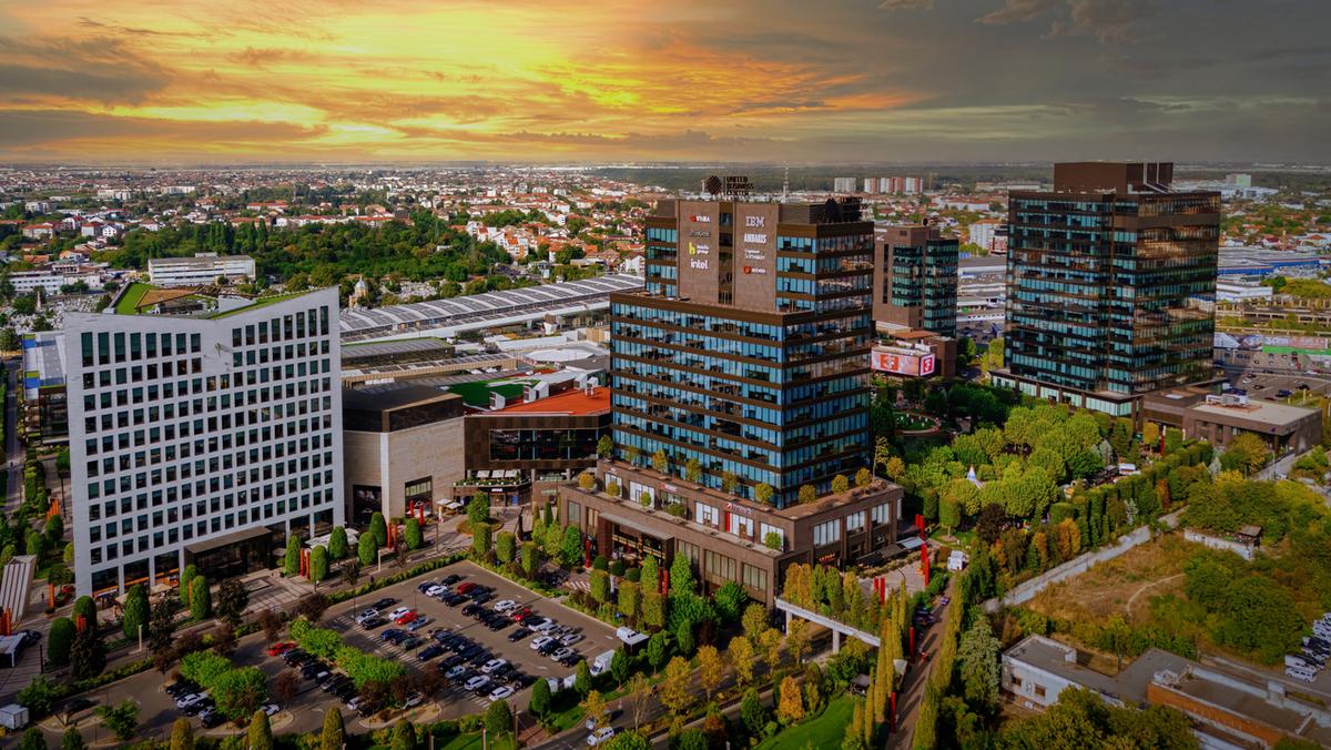 IULIUS TOWN TIMISOARA.jpg