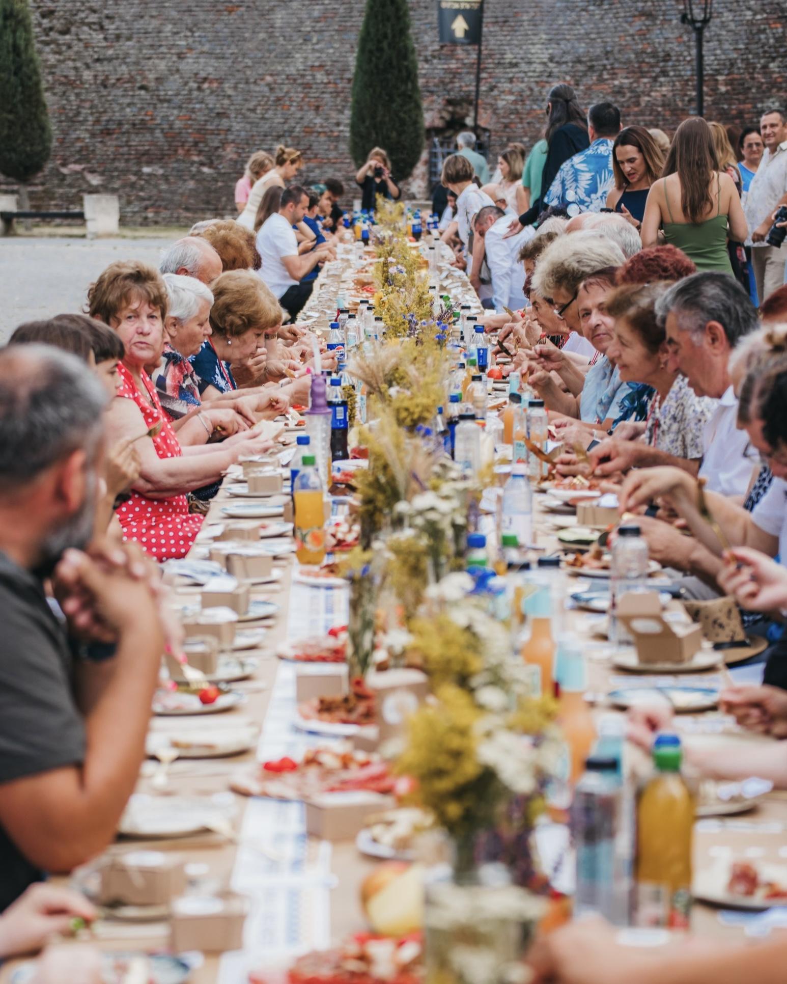 Masa care Unește_2.jpg