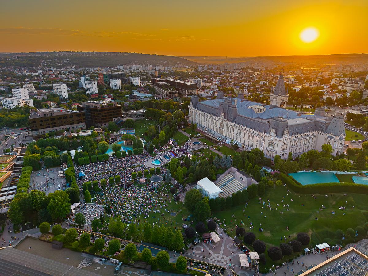 Parcul Palas Iasi.jpg