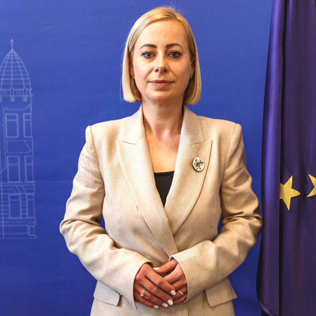 maria forna prefect cluj.jpg