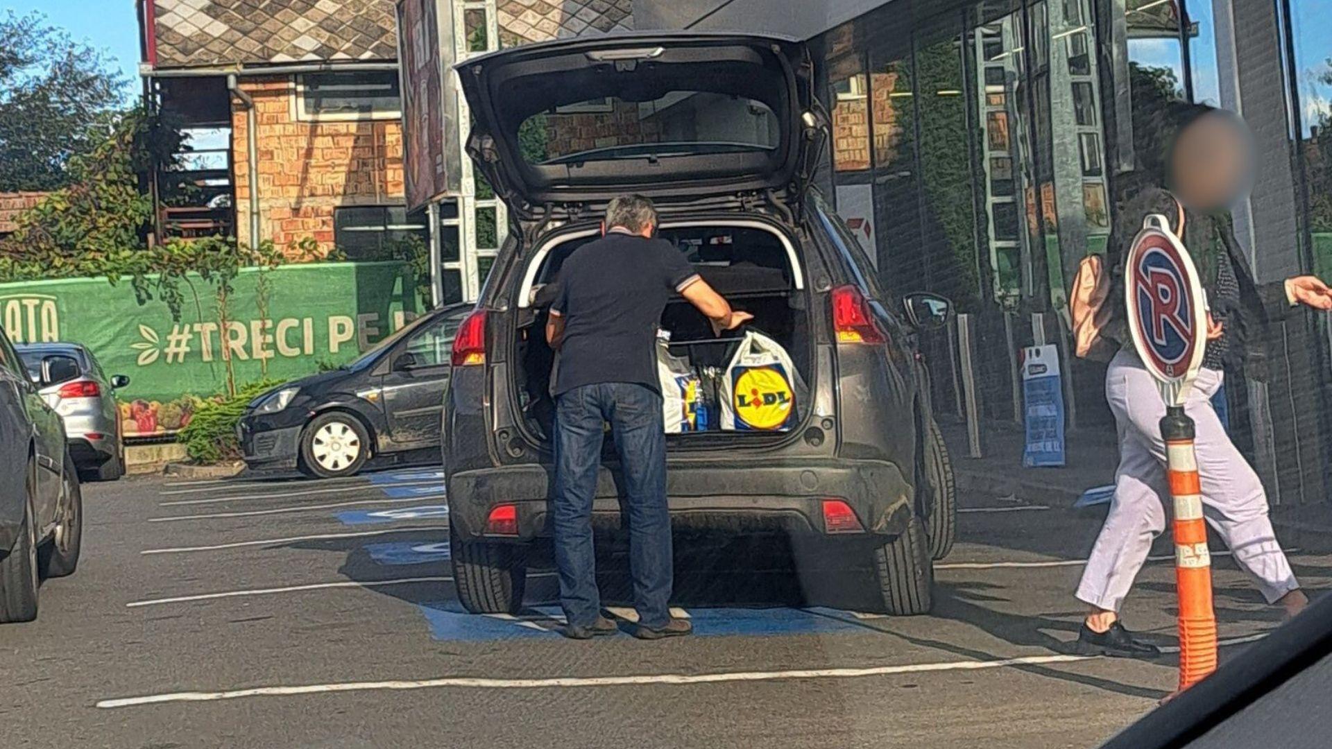 Untitled design - 2025-09-16T095407.458.jpg