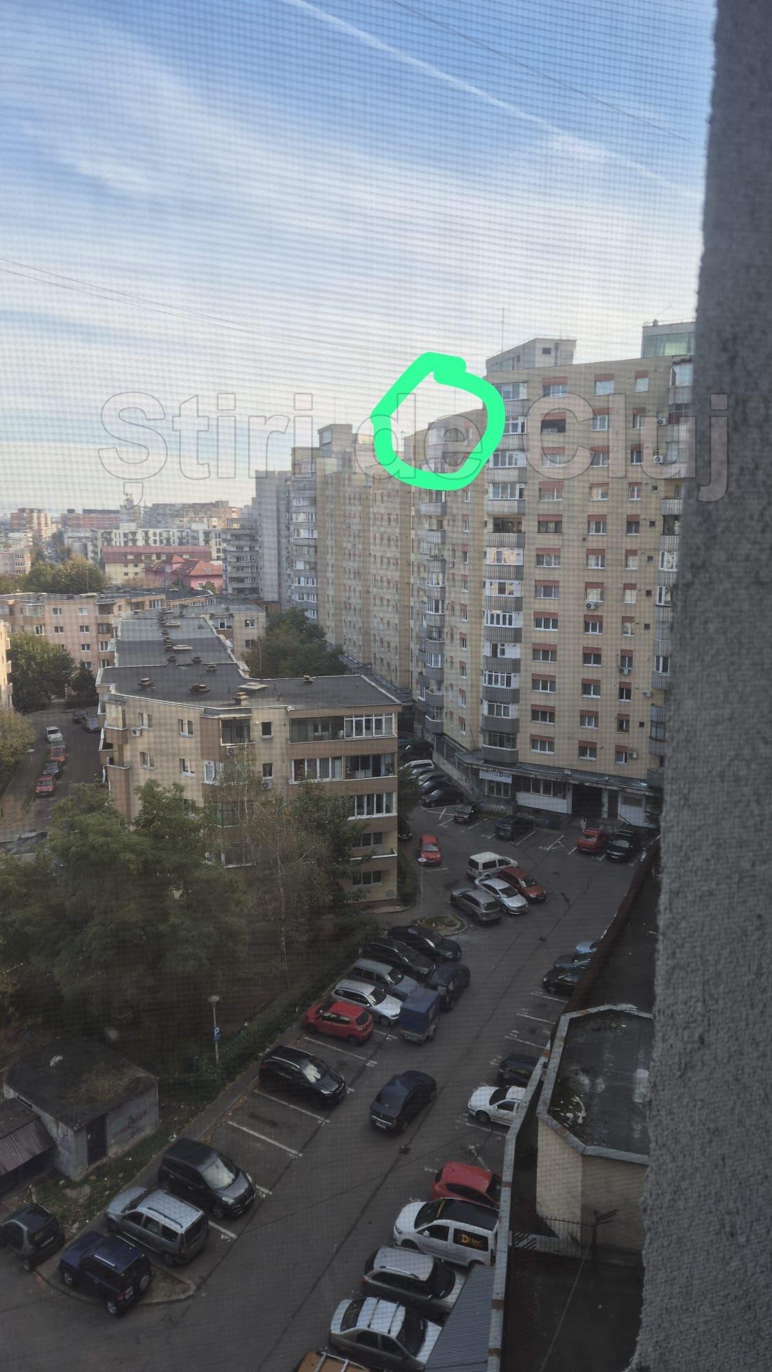 aruncat de la etaj.jpg